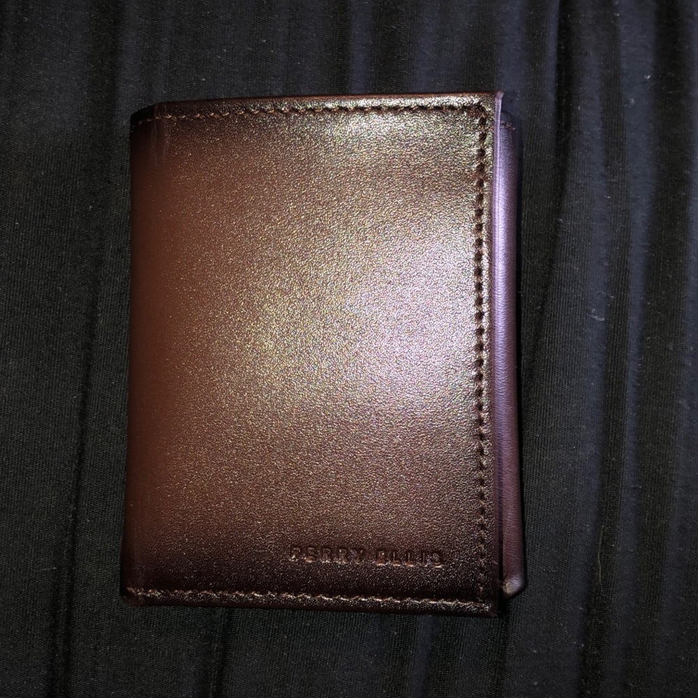 Perry Ellis wallet